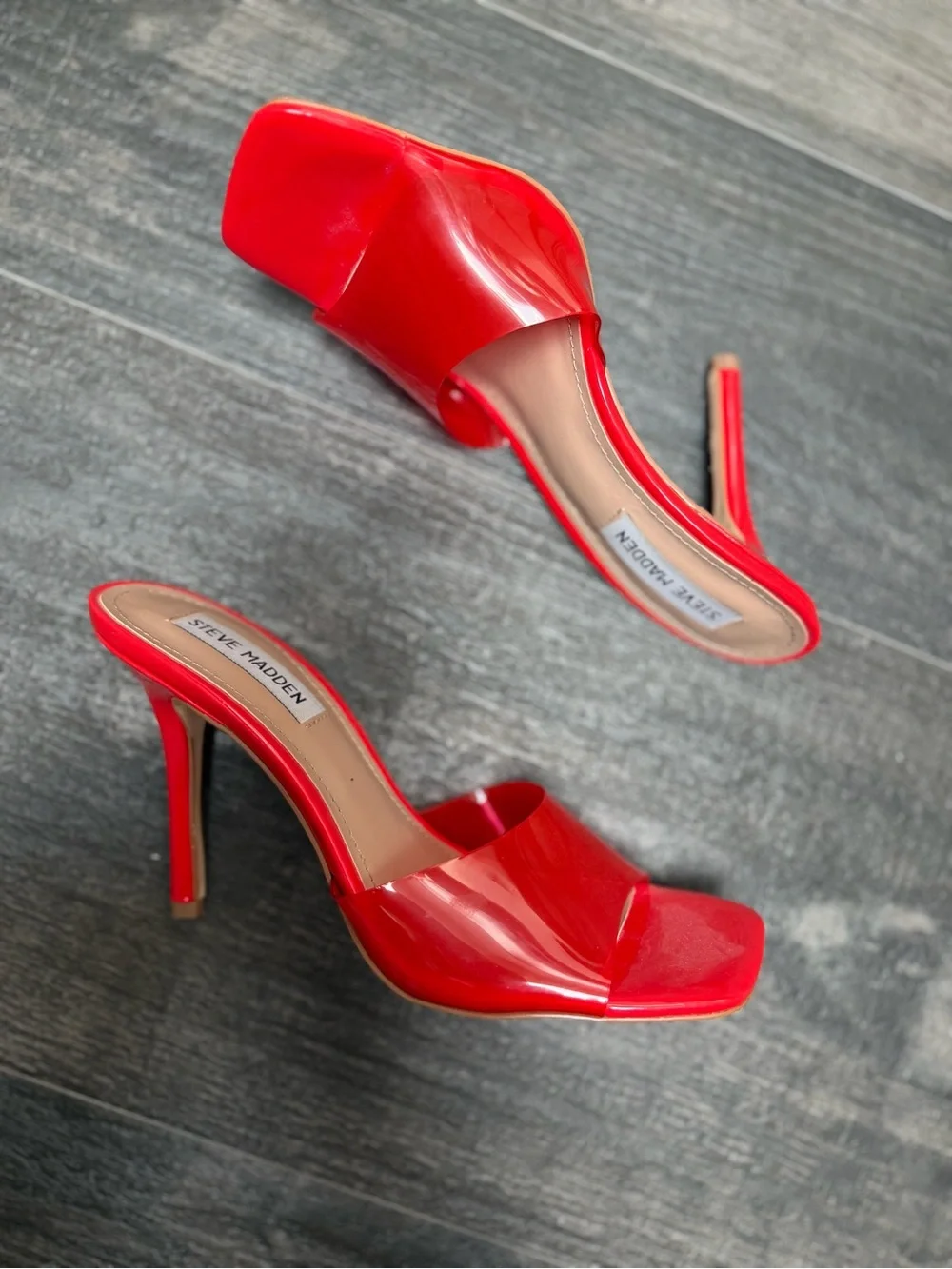 Steve Madden sleek steve